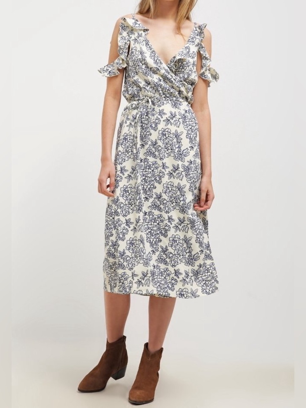 Topshop Cream Maxi Dress with Navy Floral Print